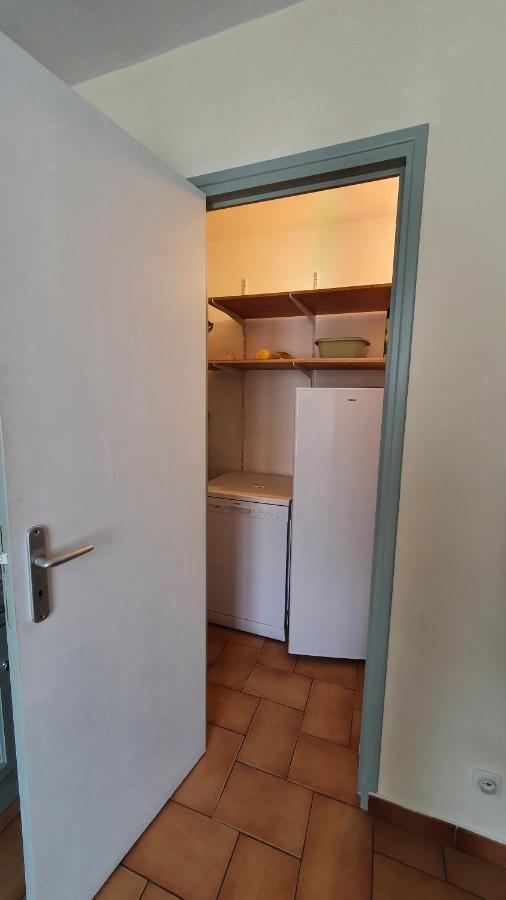 Appartement La Tour Du Sel Aigues-Mortes Exterior foto